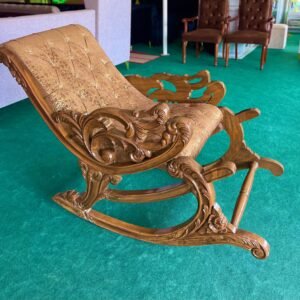 Rolling chair